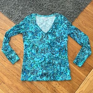 EUC Lilly Pulitzer Jodie Long Sleeve Top Shorely Blue Escapades V-Neck Shirt S